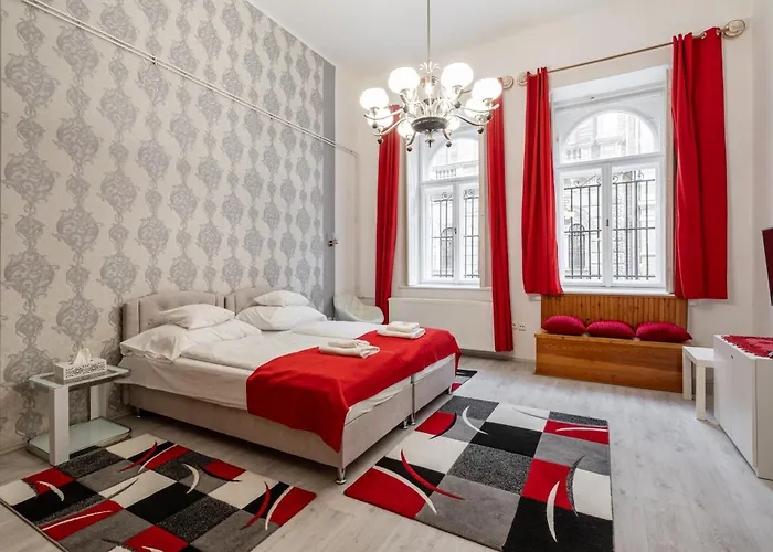 Red Romance * Budapest
