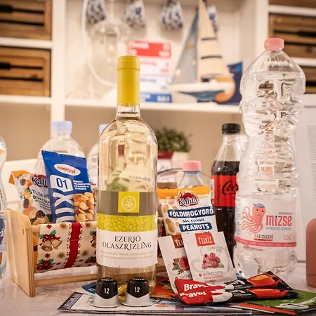 Red Romance 아파트