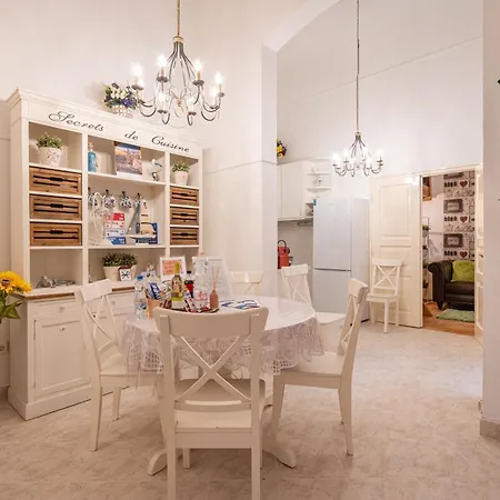 Apartamento Red Romance Budapeste